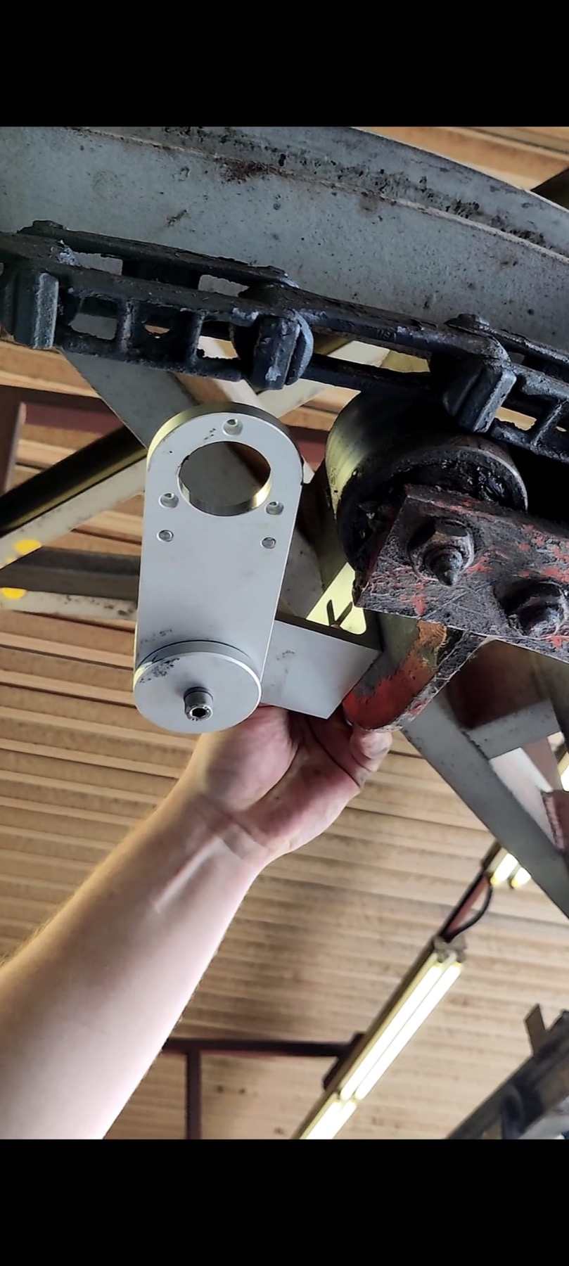Conveyor Speed and Process Monitoring at Inland Powder Coating