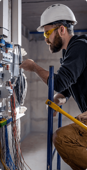 Install IoT technicians on site